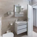 Stina Apartamento Podstrana