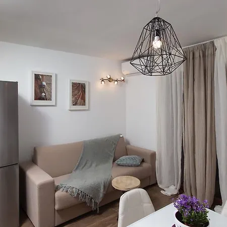 Stina Apartament Podstrana